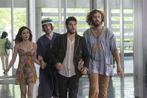 search party fmovie|Iba pa.